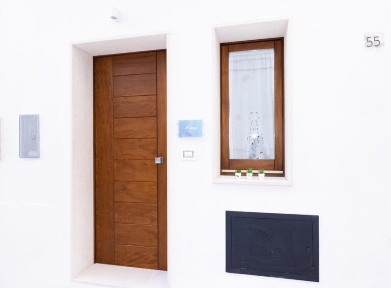 02 Porta Ingresso - Minoa 55 Vieste